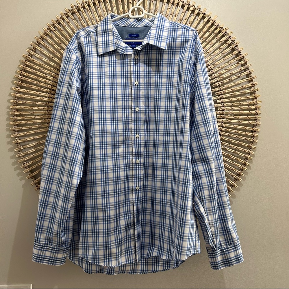 Men’s button down sport shirt
